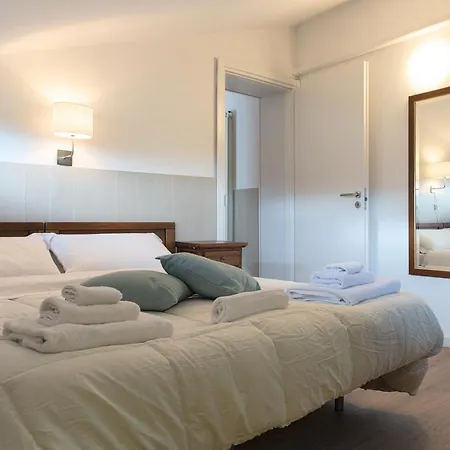 Fox House Bed & Breakfast 3*