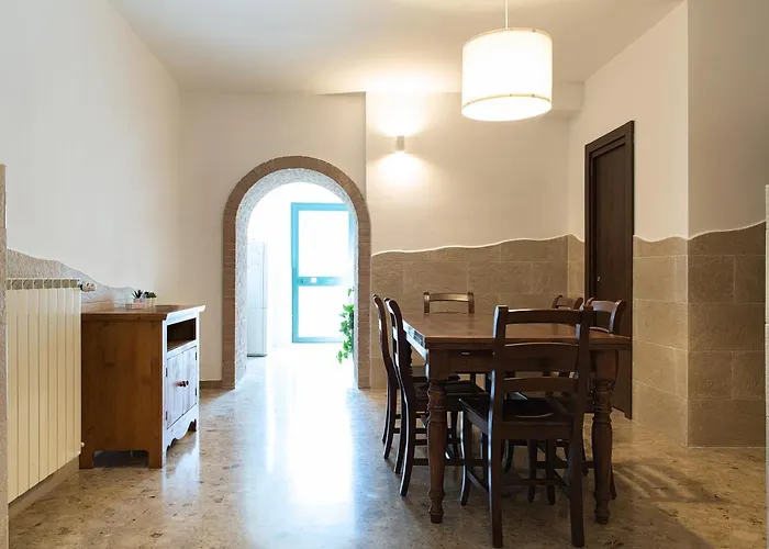 Fox House Bed & Breakfast 3*