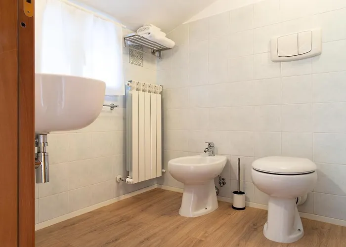 Fox House Bed & Breakfast LʼAquila